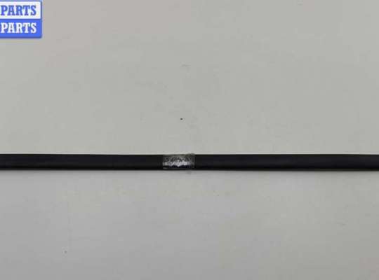 купить Молдинг двери передней правой на Volkswagen Golf-4