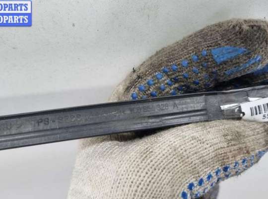 купить Молдинг лобового стекла на Volkswagen Passat B6