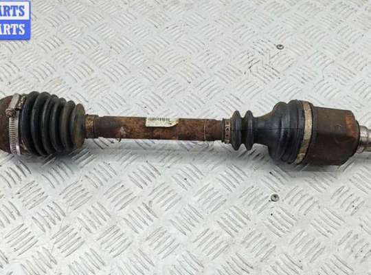 Полуось передняя левая RN1574572 на Renault Scenic II (2003-2009)
