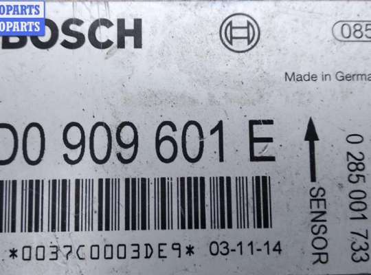 ЭБУ AIRBAG (электронный блок управления подушками безопасности) на Volkswagen Touareg I (7L)