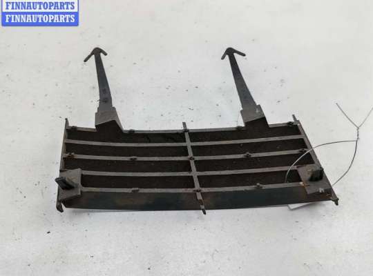 купить Решётка (заглушка) в бампер на Opel Omega B (1994-2003)