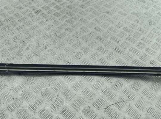 купить Молдинг лобового стекла на Opel Vectra B (1995-2002)