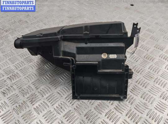 купить Корпус воздушного фильтра на Mercedes C-Class W203 (2000-2006)