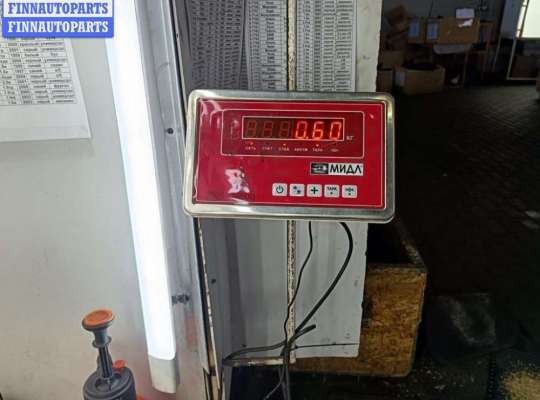 купить Щеткодержатель (поводок стеклоочистителя) передний на Mercedes C-Class W203 (2000-2006)