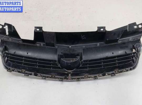 купить Решетка радиатора на Opel Zafira B (2004-2014)