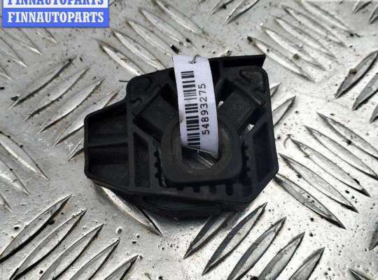Кронштейн радиатора VG2213145 на Volkswagen Golf-4