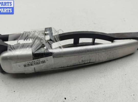 купить Ручка двери наружная передняя правая на Peugeot 307