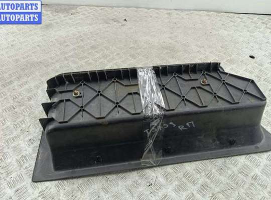 купить Накладка на порог внутренняя (салона) на Volkswagen Transporter T4