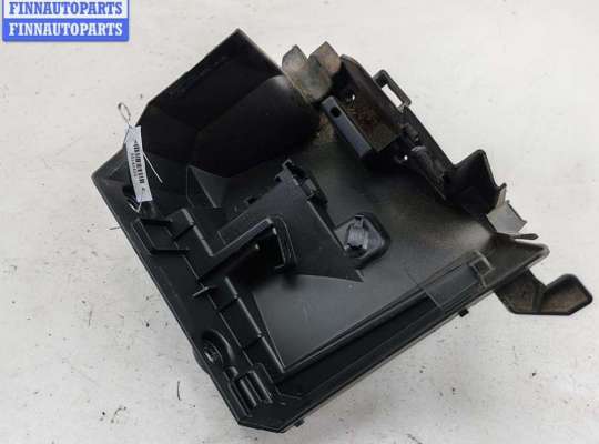 купить Корпус блока предохранителей на Renault Scenic II (2003-2009)