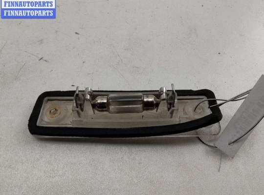 Планка подсветки номера на Opel Zafira A