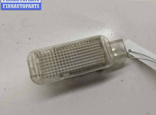 купить Фонарь салонный (плафон) на Audi A6 C5 (1997-2005)