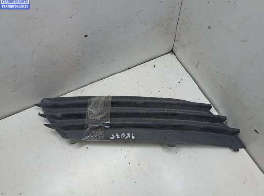 купить Решётка (заглушка) в бампер на Opel Astra H (2004-2009)