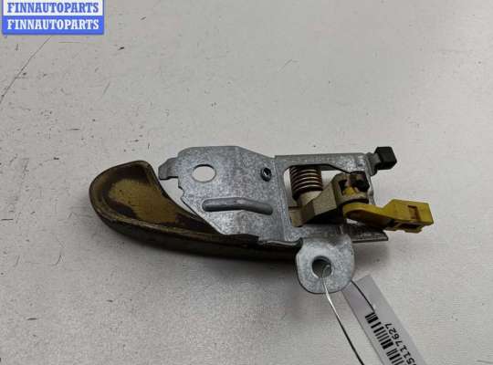 купить Ручка двери внутренняя передняя левая на Mitsubishi Carisma