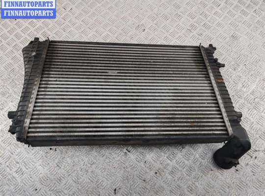 купить Радиатор интеркулера на Volkswagen Passat B6