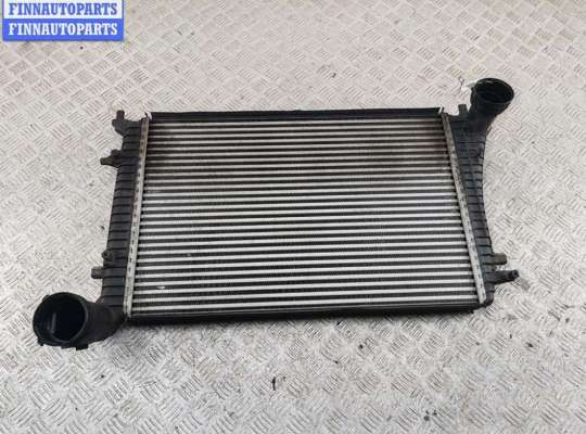 купить Радиатор интеркулера на Volkswagen Passat B6