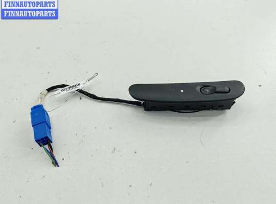 Кнопка стеклоподъемника переднего правого OP2373384 на Opel Vectra B (1995-2002)