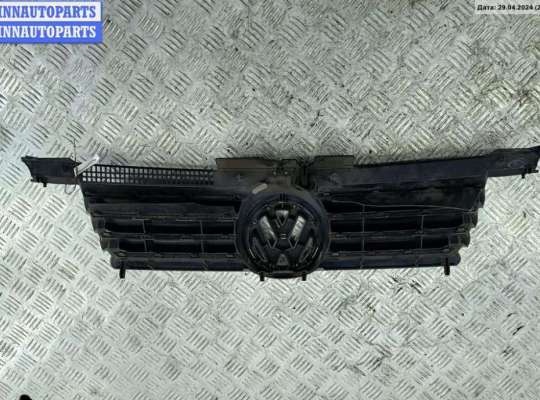 Решетка радиатора на Volkswagen Bora (1J2)