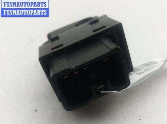 купить Кнопка стеклоподъемника переднего правого на Kia Sorento (2002-2009)