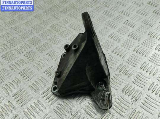 купить Кронштейн КПП опорный на Audi A6 C5 (1997-2005)