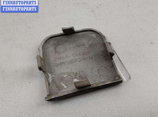 Решетка (заглушка) бампера на Ford Focus I