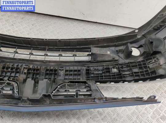 Бампер передний на Renault Laguna II