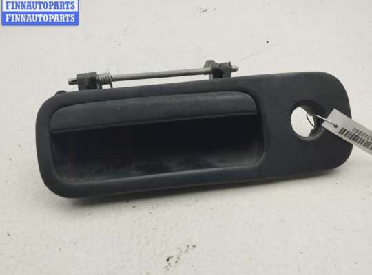 Ручка крышки багажника (задней двери) на Volkswagen Golf IV (1J)