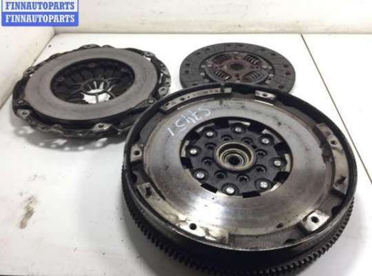 купить Маховик на Mercedes C-Class W203 (2000-2006)