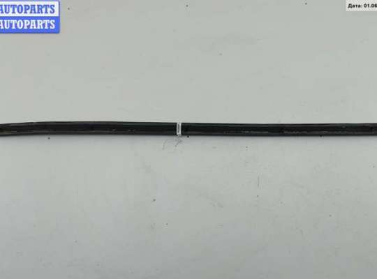 купить Молдинг двери передней левой на Volkswagen Passat B5+ (GP)