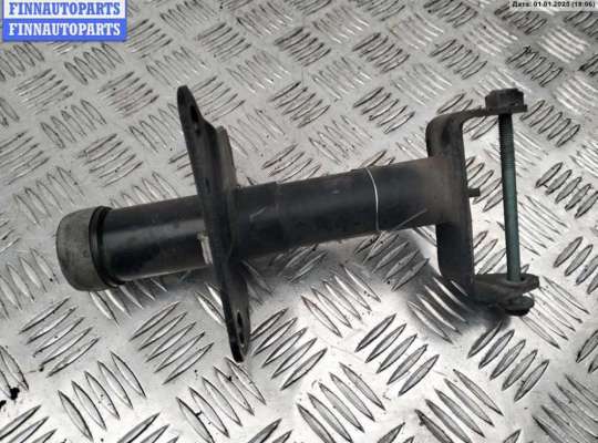 купить Кронштейн крепления на Volkswagen Passat B5