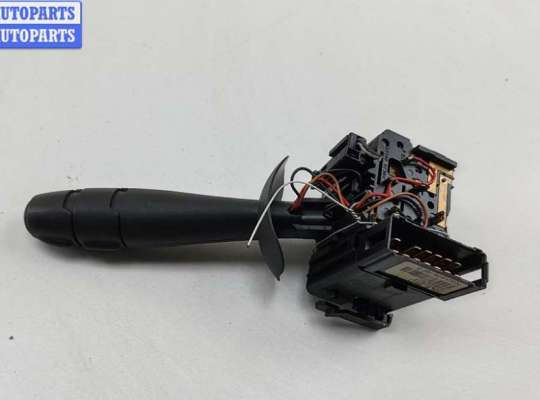 купить Переключатель поворотов на Renault Laguna II (2001-2007)