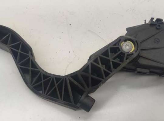 купить Педаль газа на Audi A4 B6 (2001-2004)