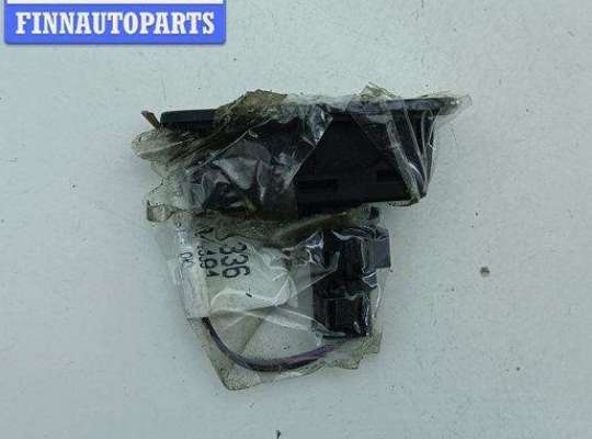 купить Кнопка открывания багажника на Renault Scenic II (2003-2009)