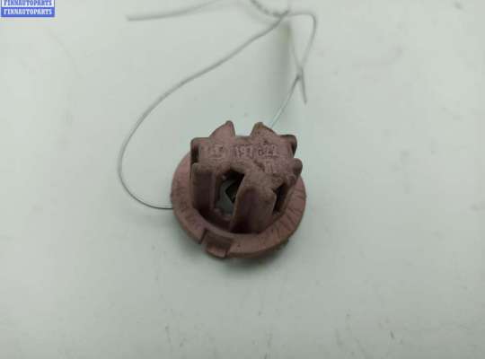 купить Патрон лампы фонаря на Mercedes S-Class W220 (1998-2005)