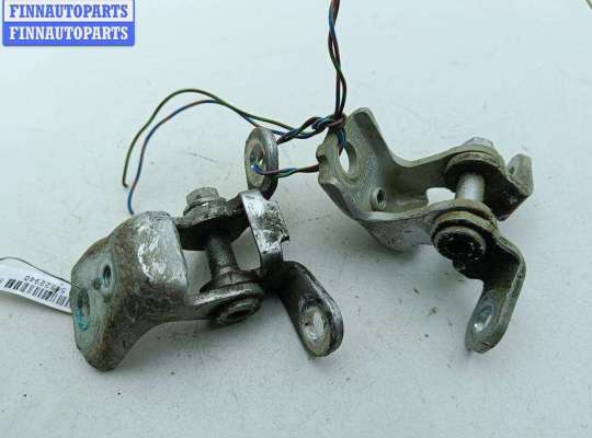 Петля двери передней правой SK536124 на Skoda Fabia mk2 (5J) 2007-2014