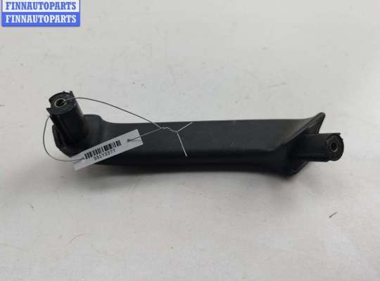 купить Ручка двери внутренняя передняя левая на Volkswagen Passat B3