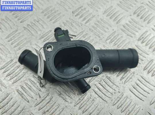 купить Фланец (тройник) системы охлаждения на Volkswagen Bora