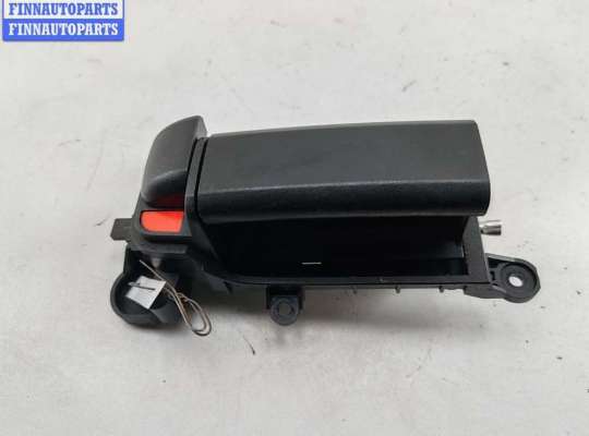 купить Ручка двери внутренняя задняя правая на Mazda 5