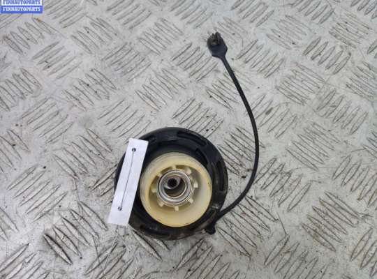 Крышка (пробка) бензобака на Hyundai Sonata IV (New EF +ТАГАЗ)