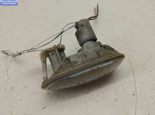 Повторитель поворота в крыло на Mitsubishi Galant VIII (EA)