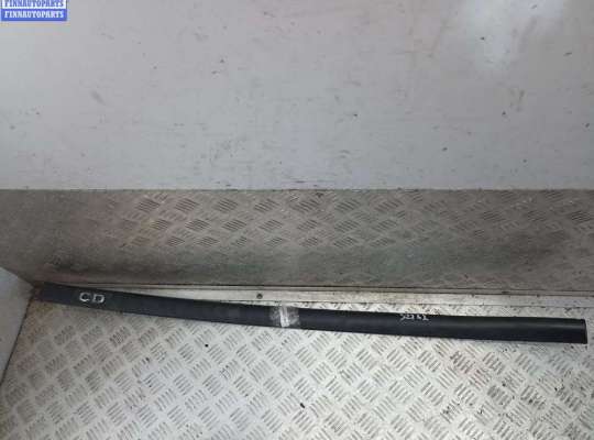 купить Молдинг двери передней левой на Opel Vectra B (1995-2002)