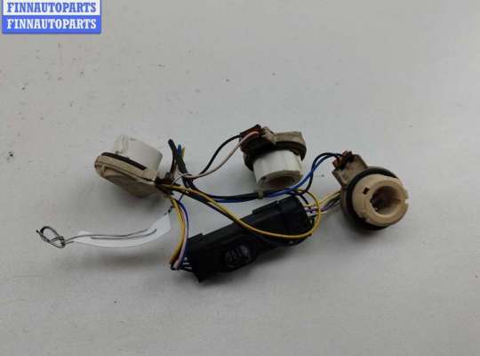 Купить Патрон лампы фонаря на Citroen C5 (2001-2008) Патрон лампы фонаря CT1127370 на Citroen C5 (2001-2008)