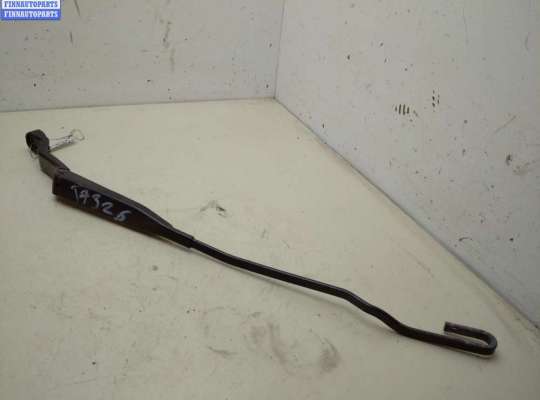 купить Щеткодержатель (поводок стеклоочистителя) передний на Volvo S40 / V40 (1995-2004)