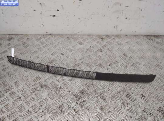 Решетка капота MB1629903 на Mercedes Vito-1 W638 (1996-2003)