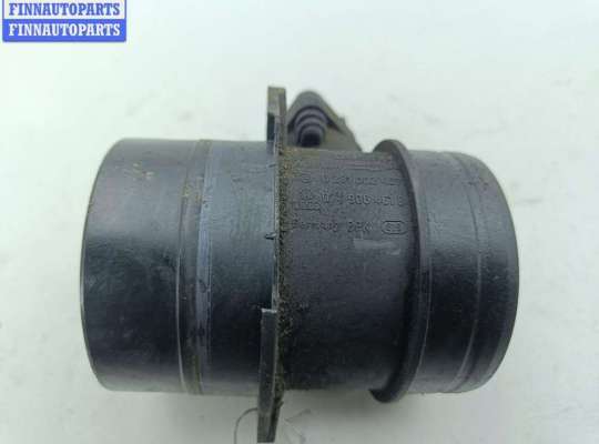 купить Расходомер (измеритель потока воздуха) на Audi A4 B6 (2001-2004)