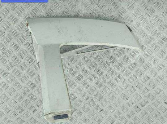 купить Ус под фару правый на Volkswagen Crafter