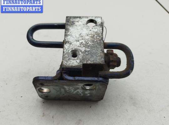 купить Петля двери задней левой на Volkswagen Passat B6