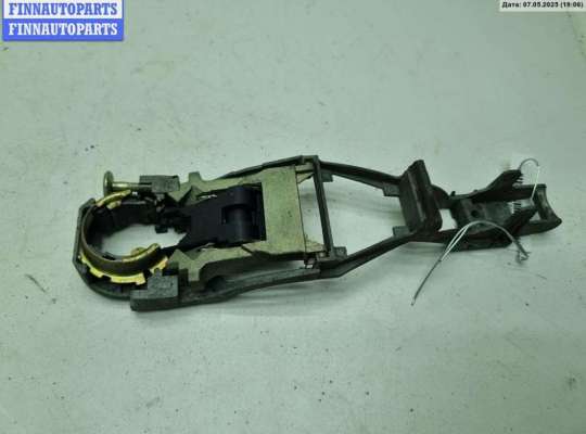 купить Корпус (держатель) ручки двери задней правой на Volkswagen Passat B5
