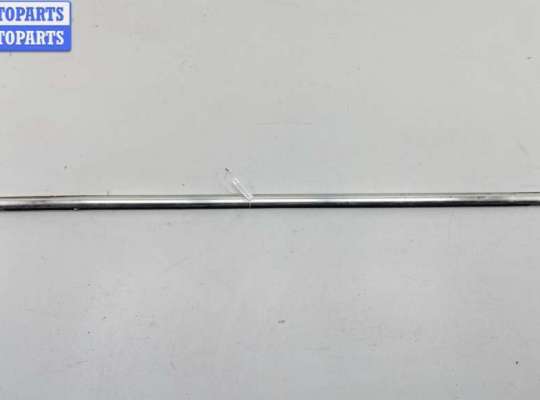 Молдинг стекла двери передней левой наружный VG2542304 на Volkswagen Passat B6