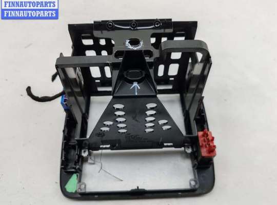 купить Рамка магнитолы на Volkswagen Sharan (2000-2010)