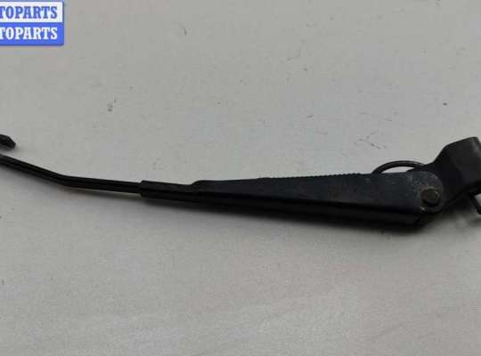 Щеткодержатель (поводок стеклоочистителя) задний MB1659031 на Mercedes C-Class W202 (1993-2000)